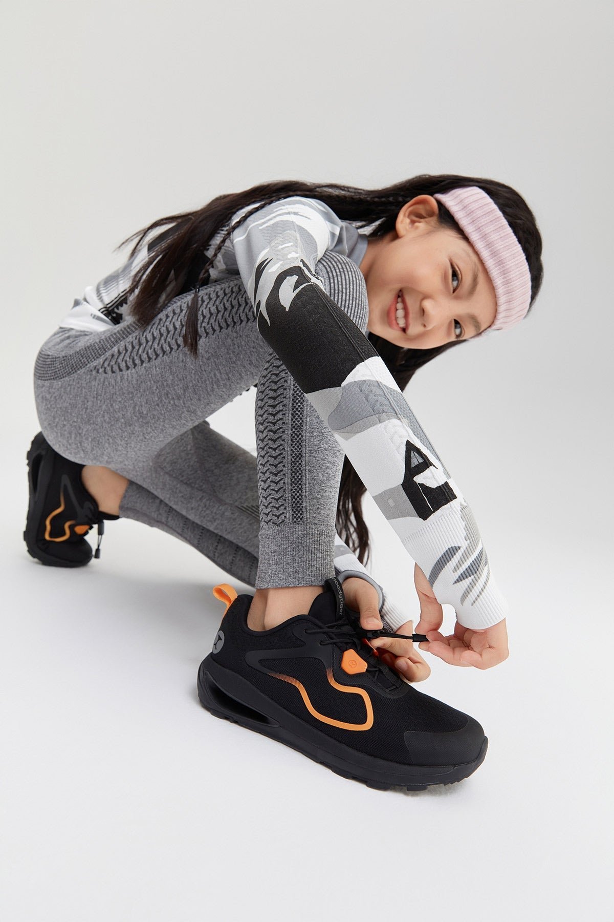 SWINGY Q 3.0 Outdoor Shoes - Image 16