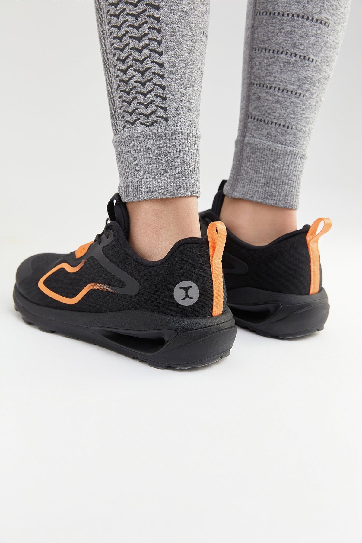 SWINGY Q 3.0 Outdoor Shoes - Image 15