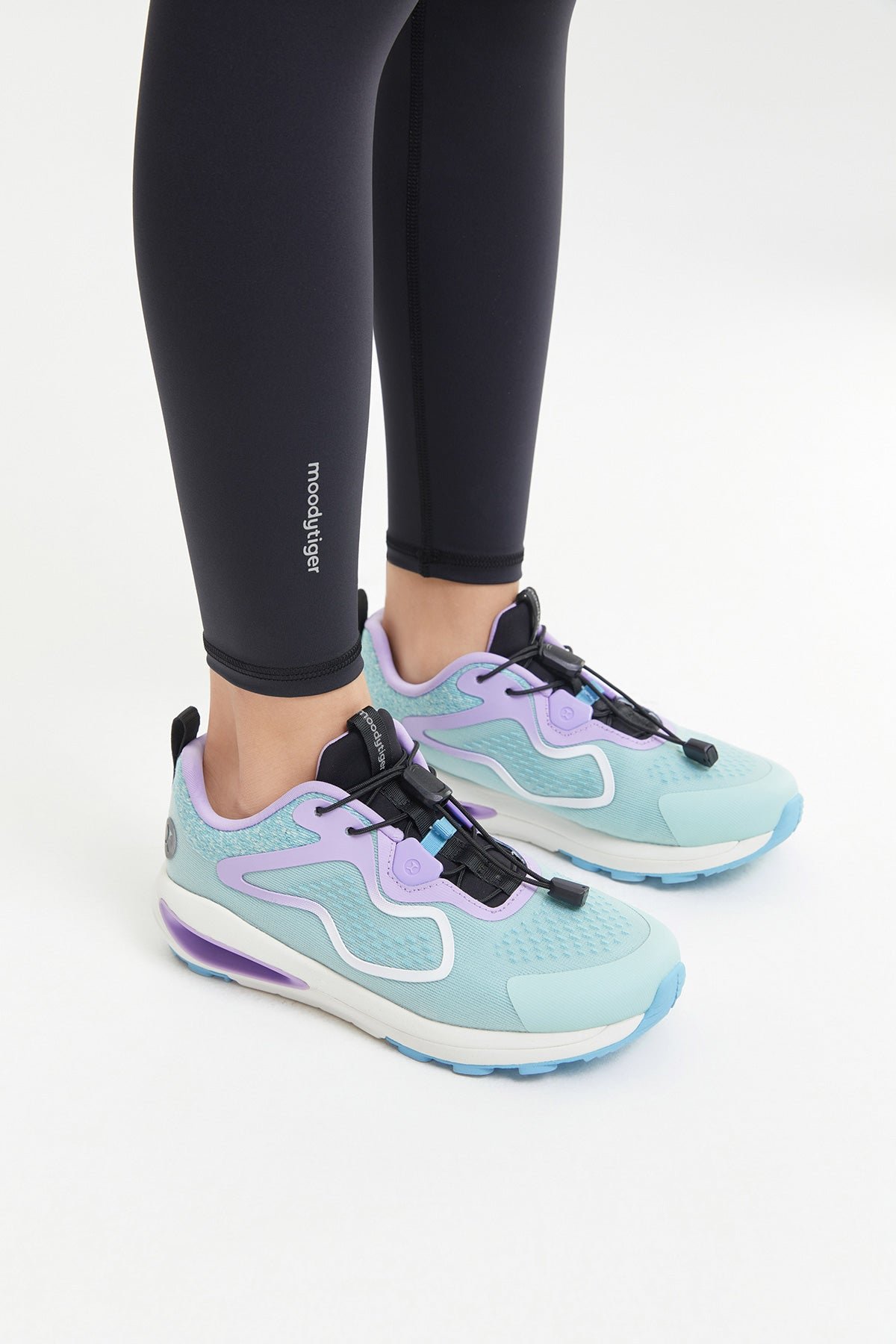 SWINGY Q 3.0 Outdoor Shoes - Image 32