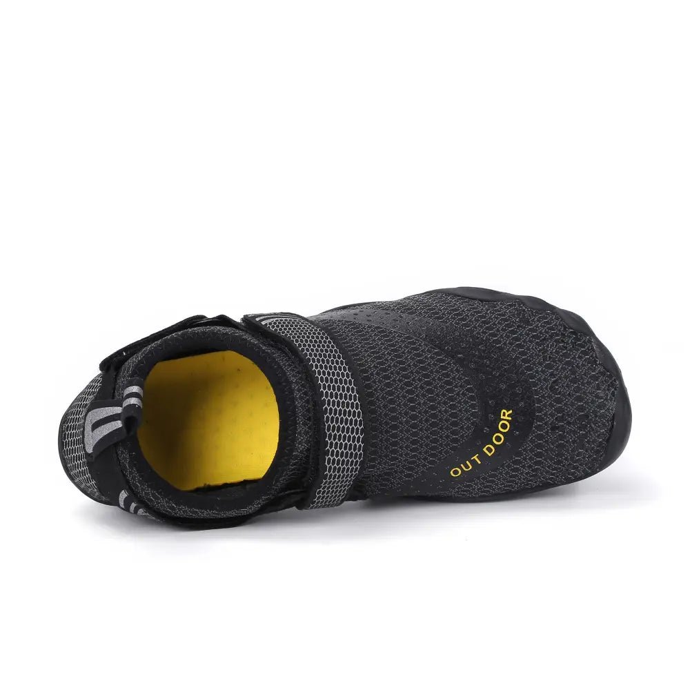 Strappers - Image 11